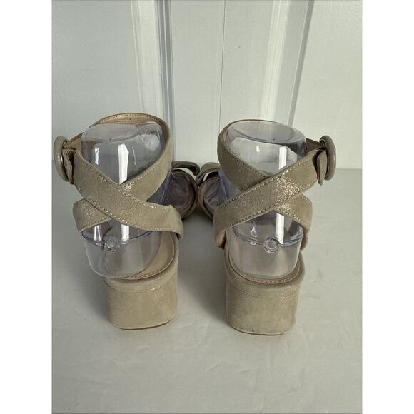 Pelle Moda Womens Beige Glitter Bow Leather Block Heel Shoes Sz 7 Medium‎ EUC - Picture 6 of 8